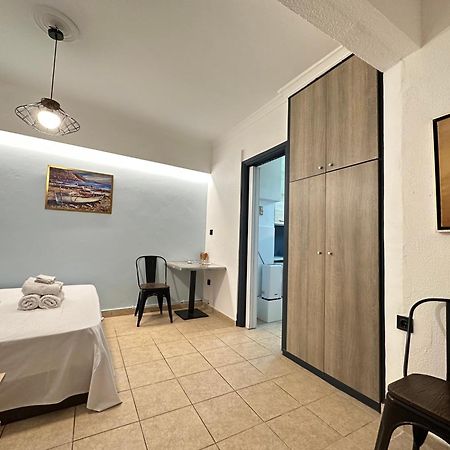 Aretousas Apartment Ateny Zewnętrze zdjęcie